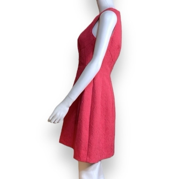 Pink Fit & Flare Sleeveless Dress Women's Size 8 Lined Textured - Picture 5 of 9